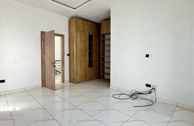 4 bedroom terrace duplex
