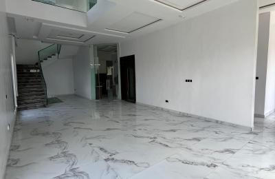 5 Bedroom Detached Duplex