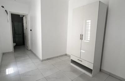 5 Bedroom fully detached duplex