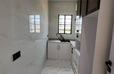 5 Bedroom detached duplex