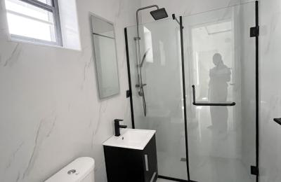 5 Bedroom fully detached duplex