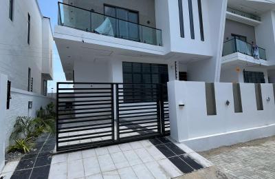 4 Bedroom Detached Duplex