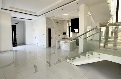 5 Bedroom Detached Duplex