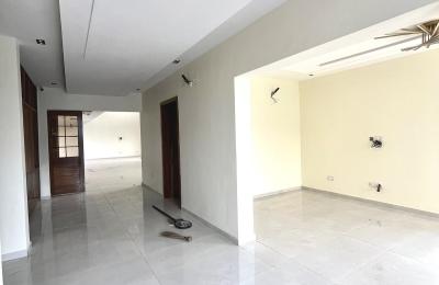 5 bedroom detached duplex