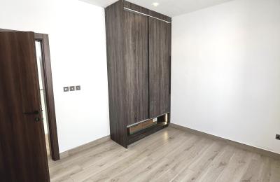 4 Bedroom Detached Duplex