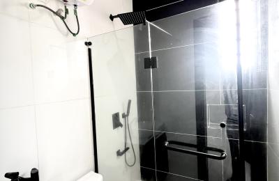 5 Bedrooms Fully Detached Duplex