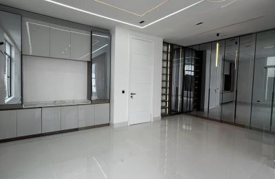 5 Bedroom Detached Duplex
