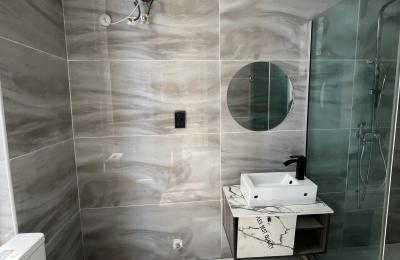 5 Bedroom Detached Duplex