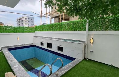 5 bedroom fully detached duplex