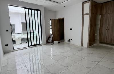 4 Bedroom Terrace Duplex