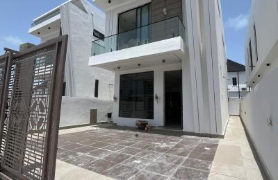4 Bedroom Detached Duplex