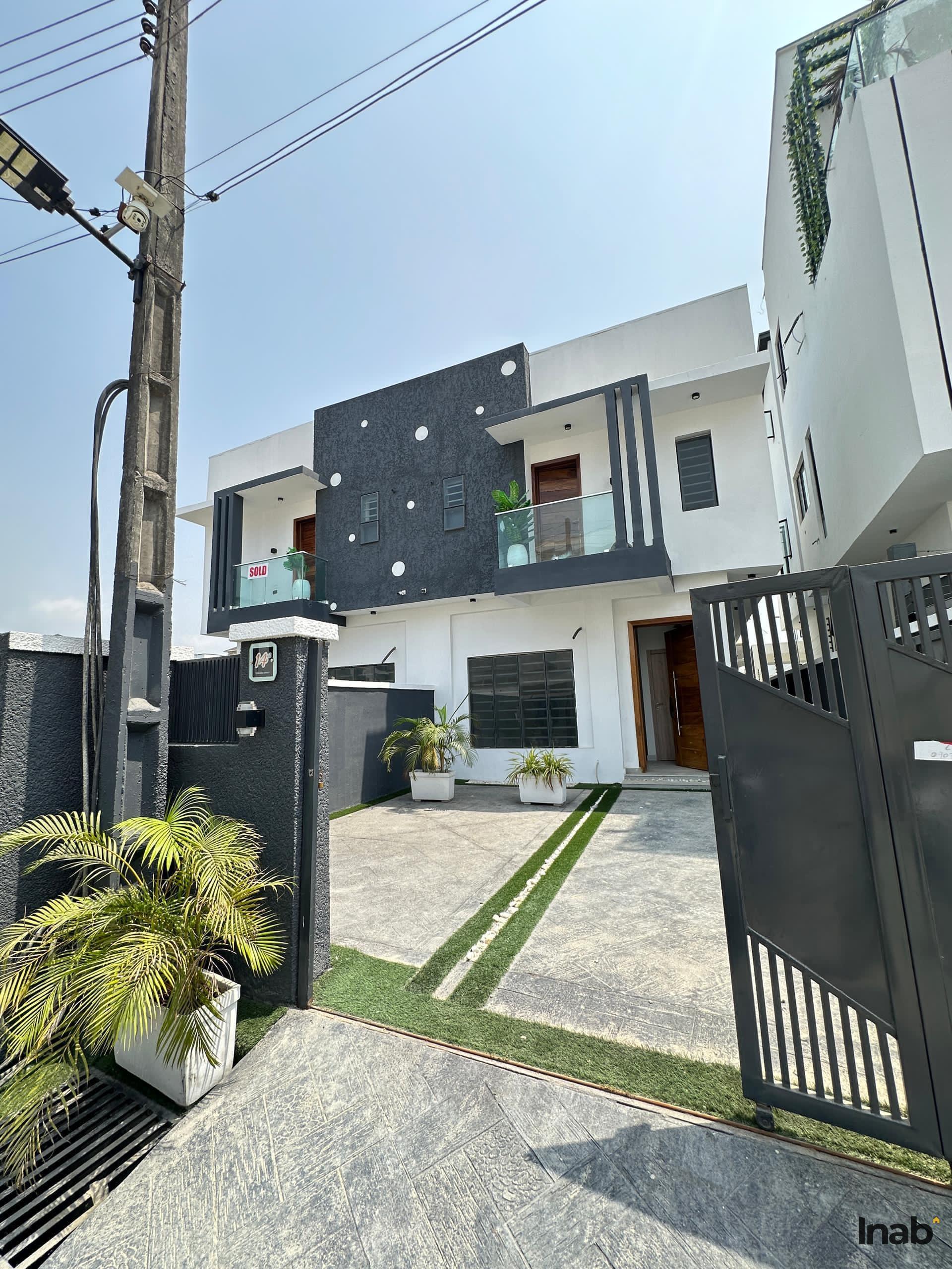 4 Bedroom Semi Detached Duplex