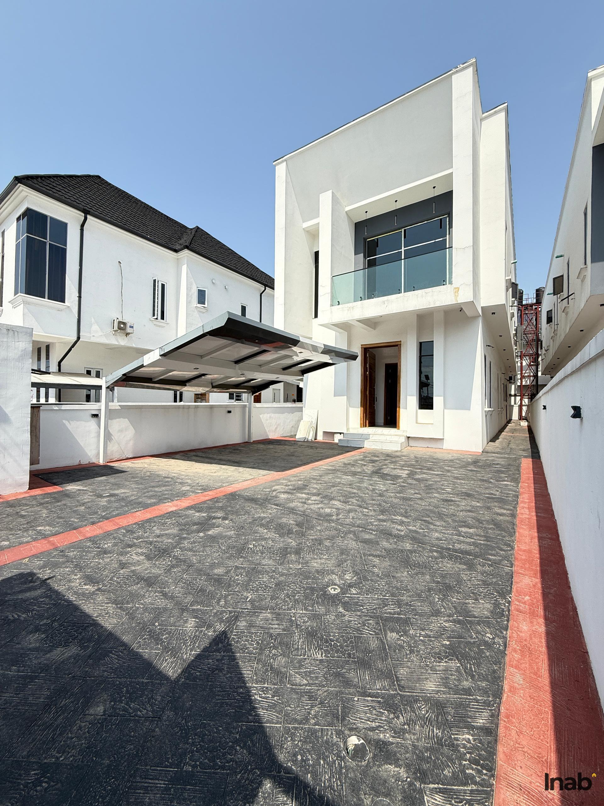 5 bedroom detached duplex