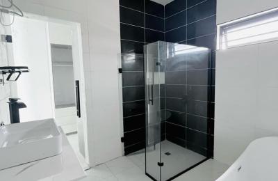 4 Bedroom Detached Duplex