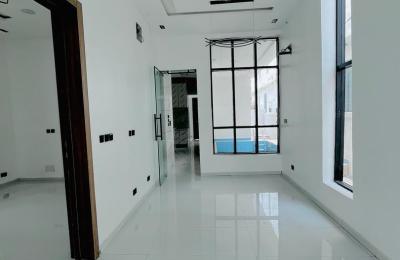 5 Bedroom Fully Detached Duplex