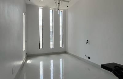 4 Bedroom Detached Duplex