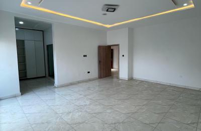 4 Bedroom Detached Duplex