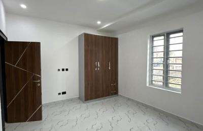 5 Bedroom fully  Detached Duplex