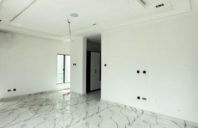 5 Bedrooms Fully Detached Duplex