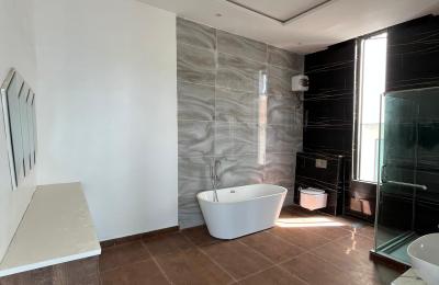5 Bedroom Detached Duplex