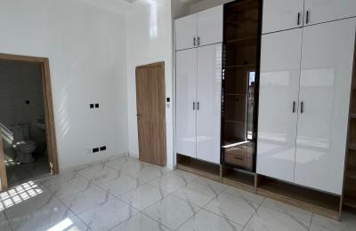 4 Bedroom Semi Detached Duplex
