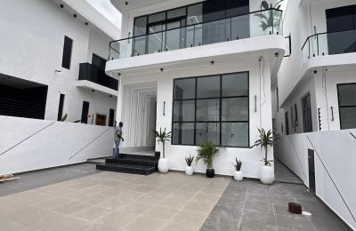 5 Bedroom Detached Duplex