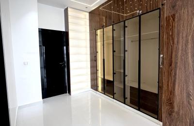 5 Bedrooms Fully Detached Duplex