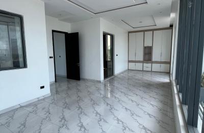 5 Bedroom Detached Duplex