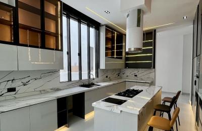 5 Bedroom Fully Detached Duplex