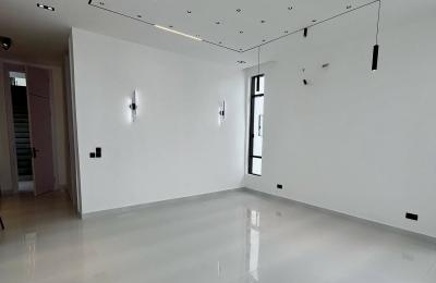 5 Bedroom Fully Detached Duplex