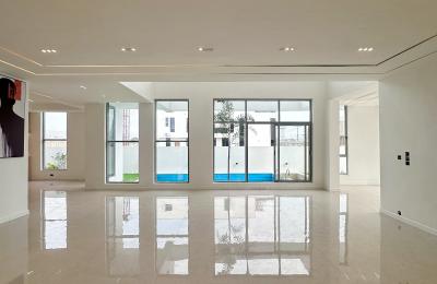 5 bedroom detached duplex