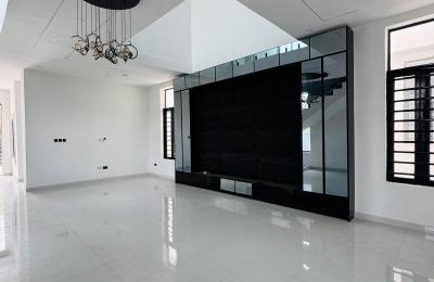 5 bedroom fully detached duplex