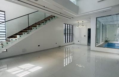 5 bedroom fully detached duplex