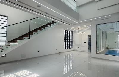 5 bedroom fully detached duplex