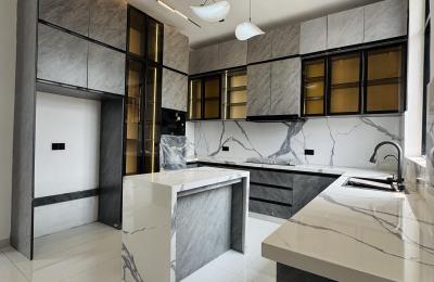 5 bedroom fully detached duplex