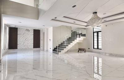 6 Bedroom Fully Detached Duplex
