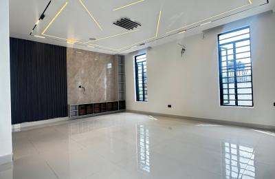 5 Bedroom Fully Detached Duplex