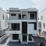 5 Bedroom Fully Detached Duplex