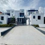 5 Bedroom Fully Detached Duplex