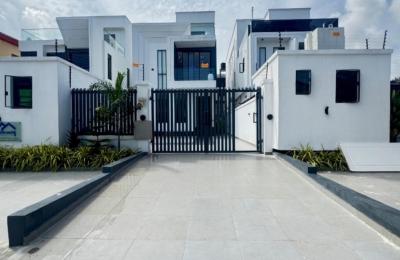5 Bedroom Fully Detached Duplex