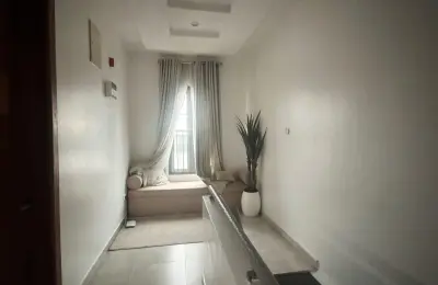2 Bedroom Maisonette