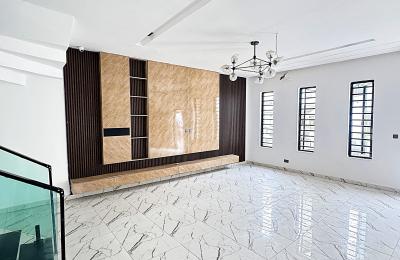 4 bedroom detached duplex