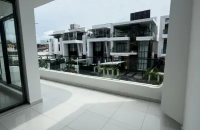 6 Bedroom Fully Detached Duplex