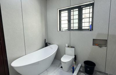 5 Bedroom Fully Detached Duplex