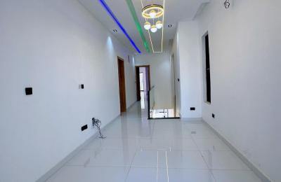 5 bedroom fully detached