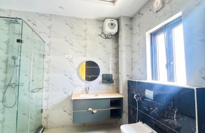 6 bedroom semi detached duplex
