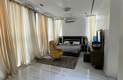 5 Bedroom Fully Detached Duplex
