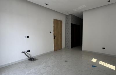 4 Bedroom Terrace