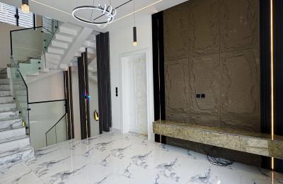 5 Bedroom Fully Detached Duplex