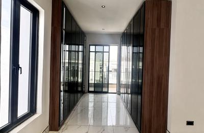 5 Bedroom Fully Detached Duplex